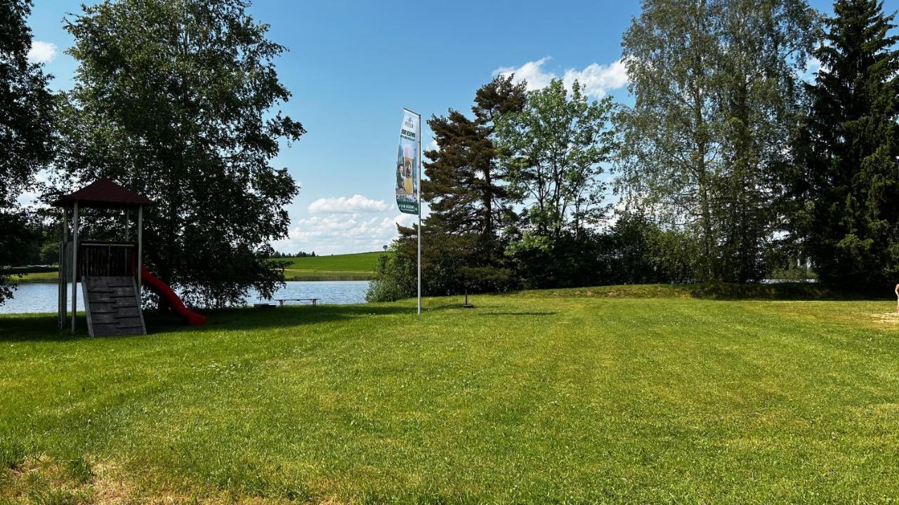 Direkt Am See Mit Bergblick Seeg Exterior foto